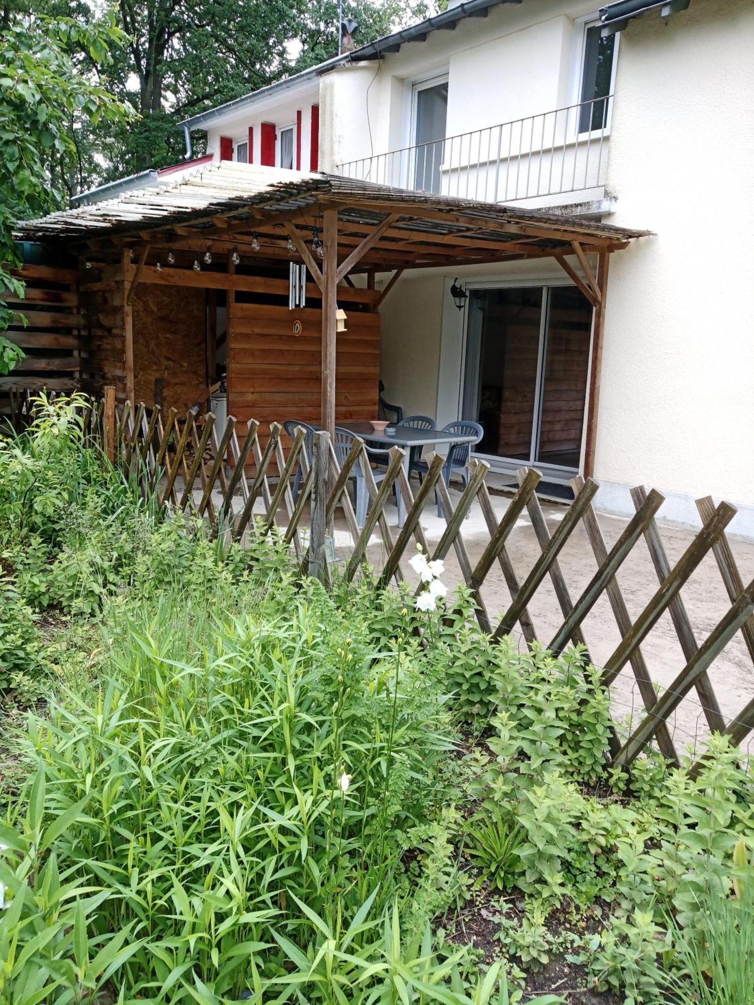 Maison Pres Des Bois Joué-lès-Tours Eksteriør billede